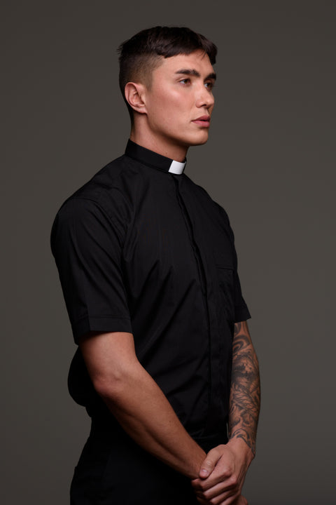 Reliant Men’s Short Sleeved Clergy Shirt
