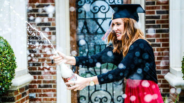 Perfect Graduation Gift Ideas for Friends and Family