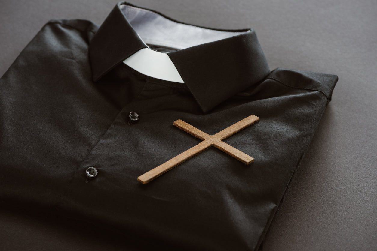 5 Interesting Facts About Clergy Shirts and Clerical Collars