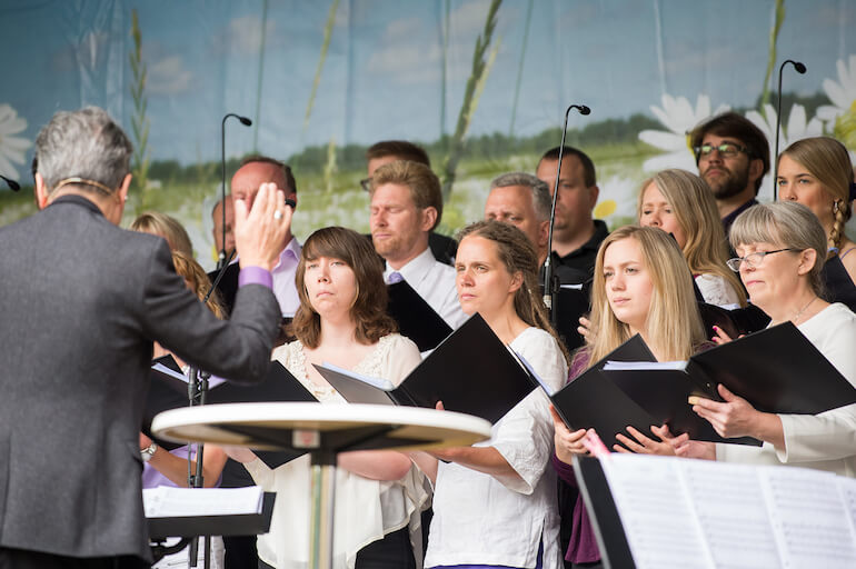 4 ways to keep your choir performance momentum after a busy Christmas